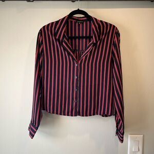 Dynamite cropped blouse. Gently worn once, like new condition. Size small.